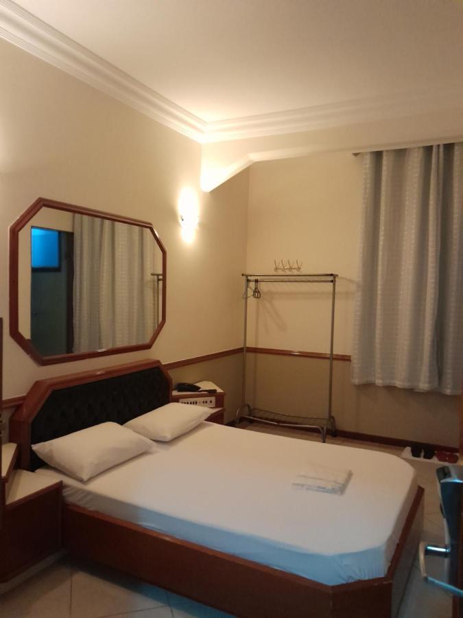 סאו פאולו Hotel Paris מראה חיצוני תמונה