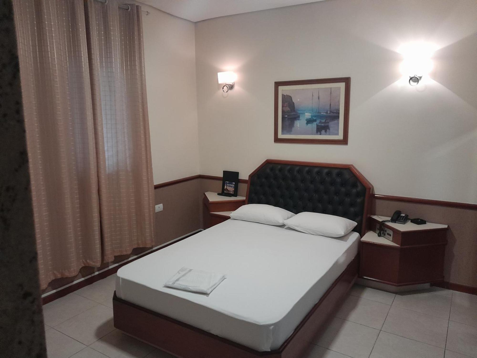 סאו פאולו Hotel Paris מראה חיצוני תמונה